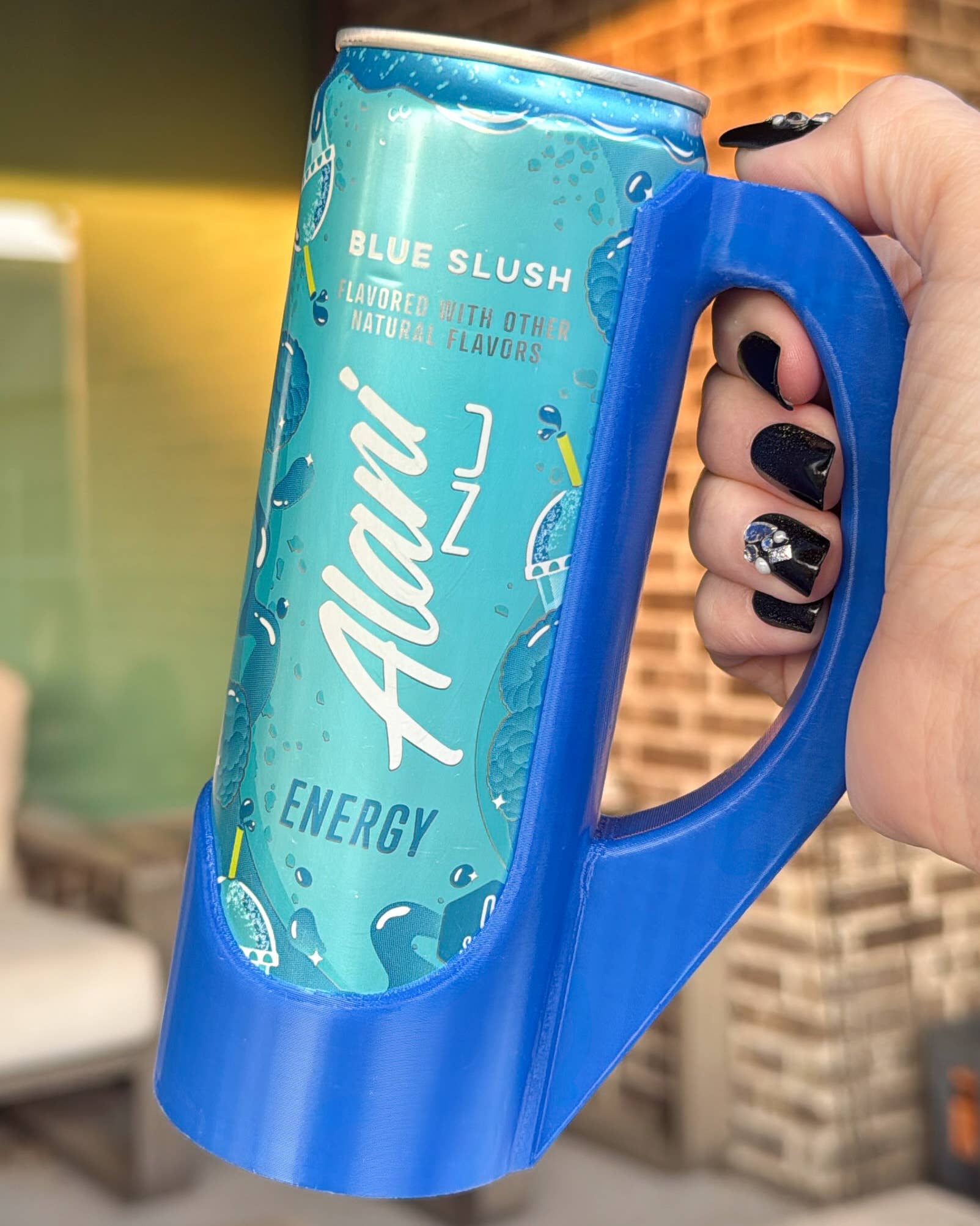 Sipzey Skinny Can Handle True Blue